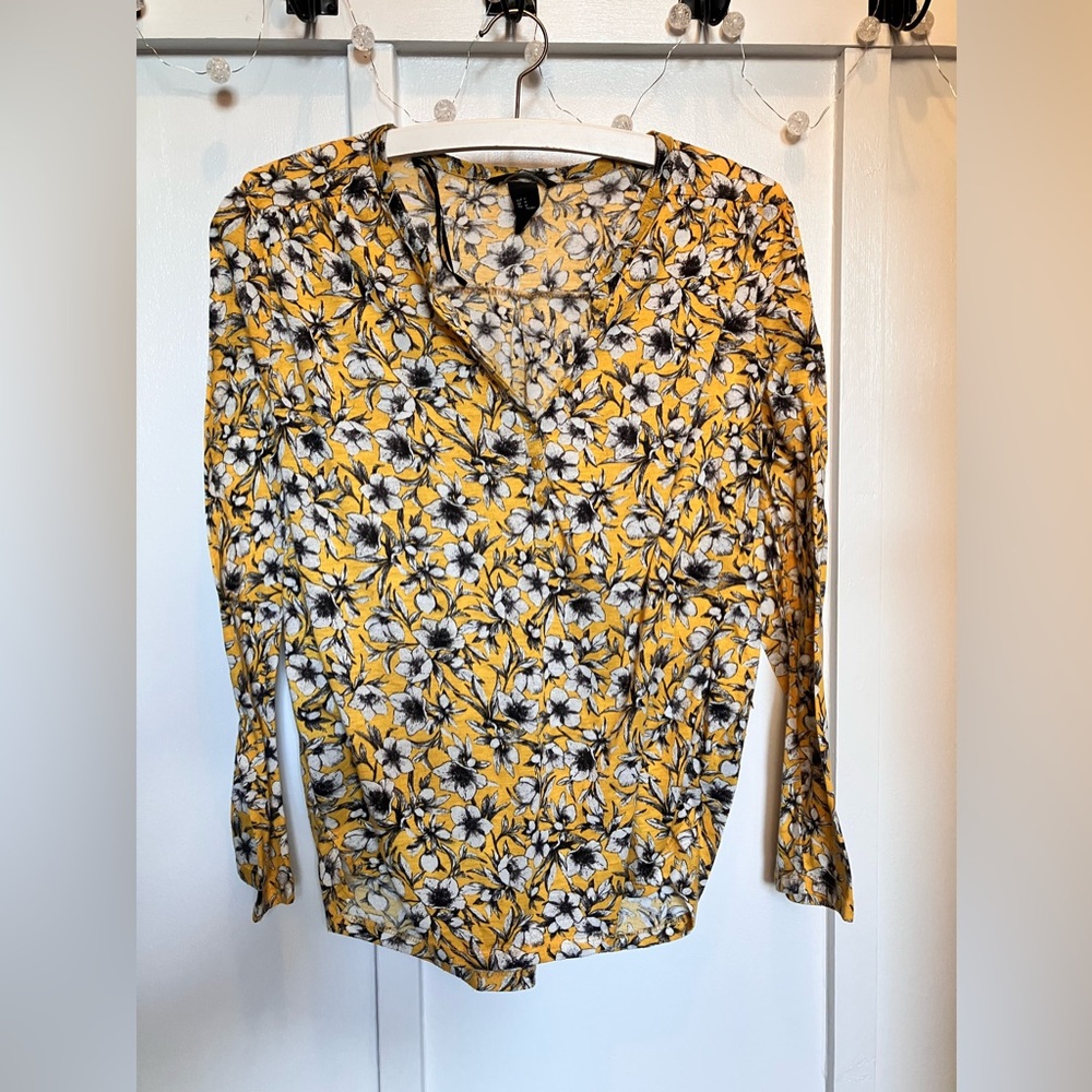 H&M floral blouse
